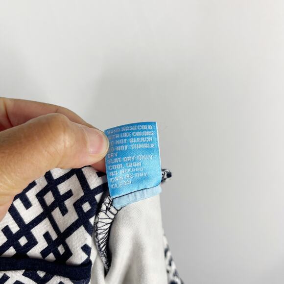 J McLaughlin 6 Navy Blue White Mixed Geometric Print Mini Pencil Skirt Side Zip - Picture 9 of 9